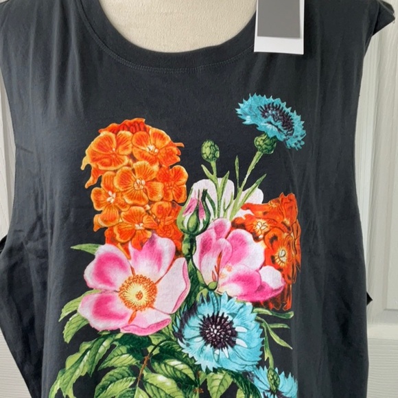 Doe. - Women’s Graphic Tank Top Size 1X - Picture 10 of 12
